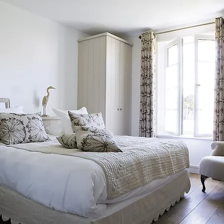La Du Clos Martin & By Clarins Villa *