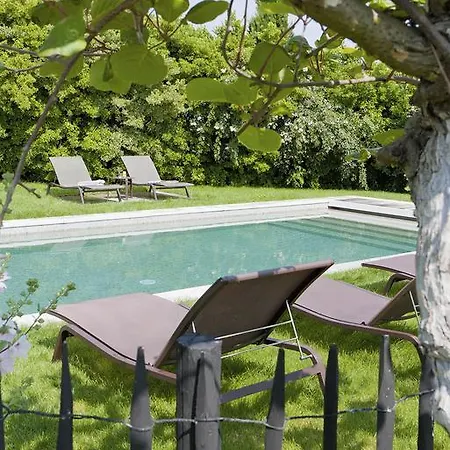 La Du Clos Martin & By Clarins Villa *